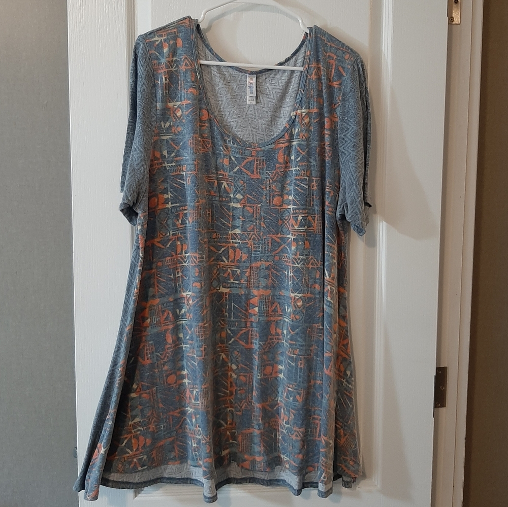 LuLaRoe Perfect T